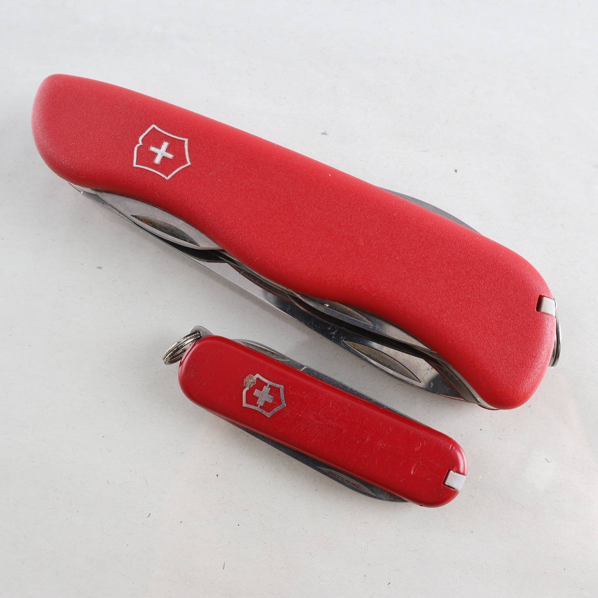 Swiss army knife, Victorinox, 2 st.