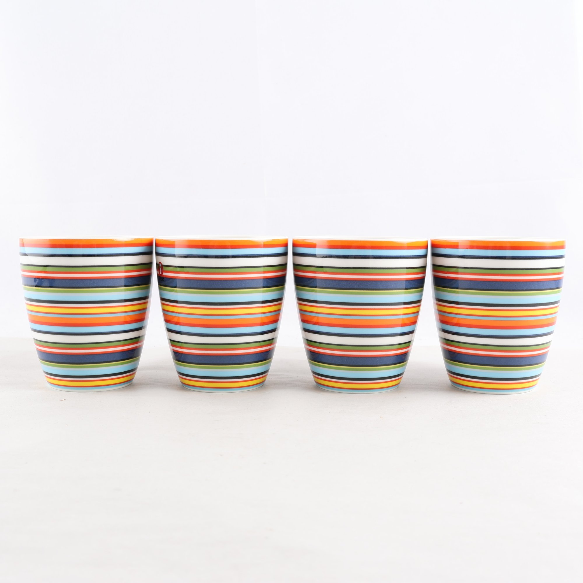 Muggar, iittala, ’origo’ 4 st. Samfraktas ej.