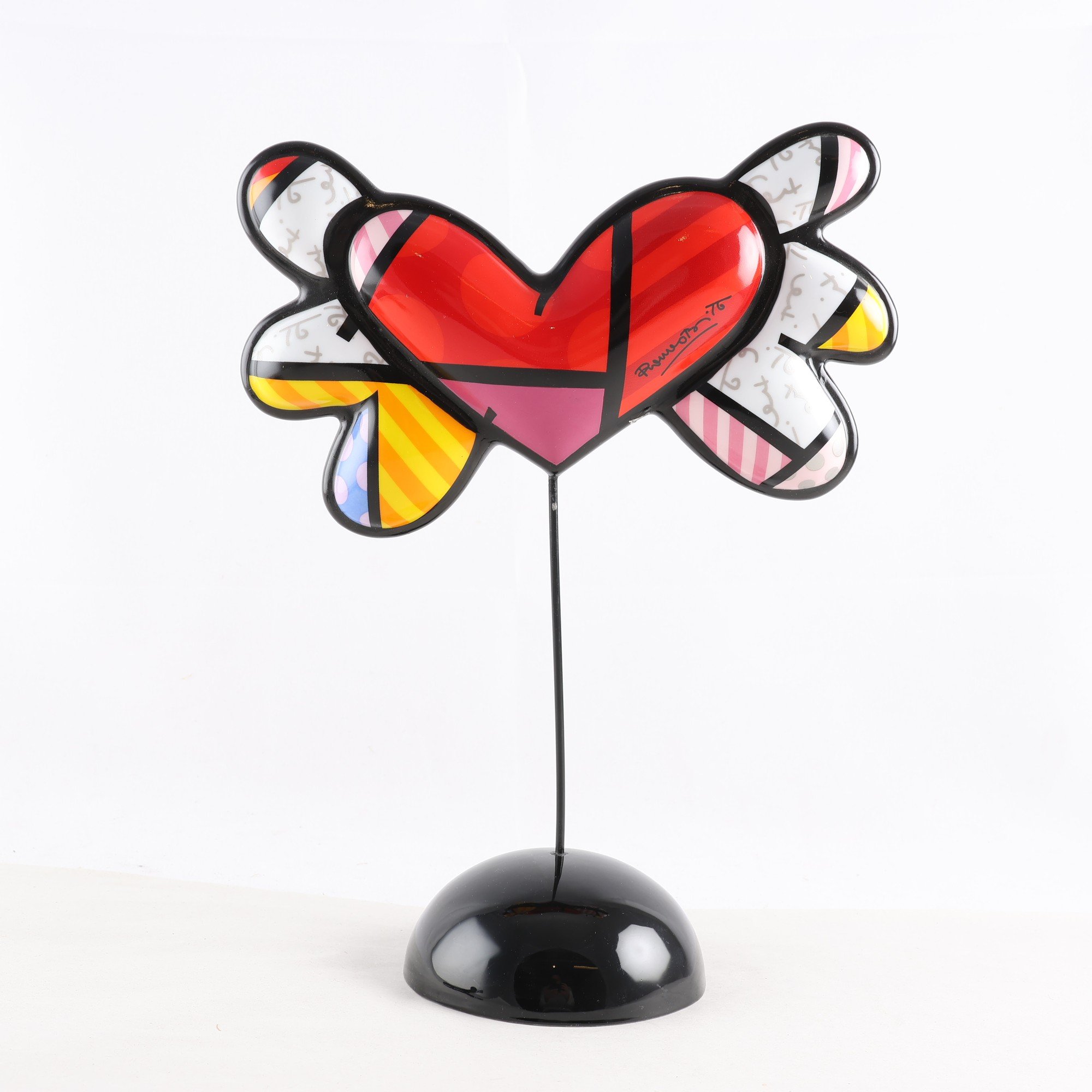 Skulptur, Goebel, ’Flying heart’ romero britto, porslin & metall