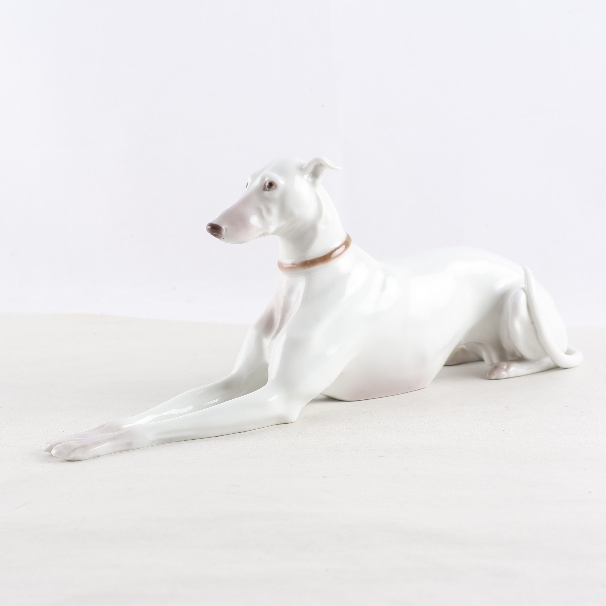 Figurin, Bing & Gröndahl, Danmark, Hund, Porslin. Samfraktas ej.