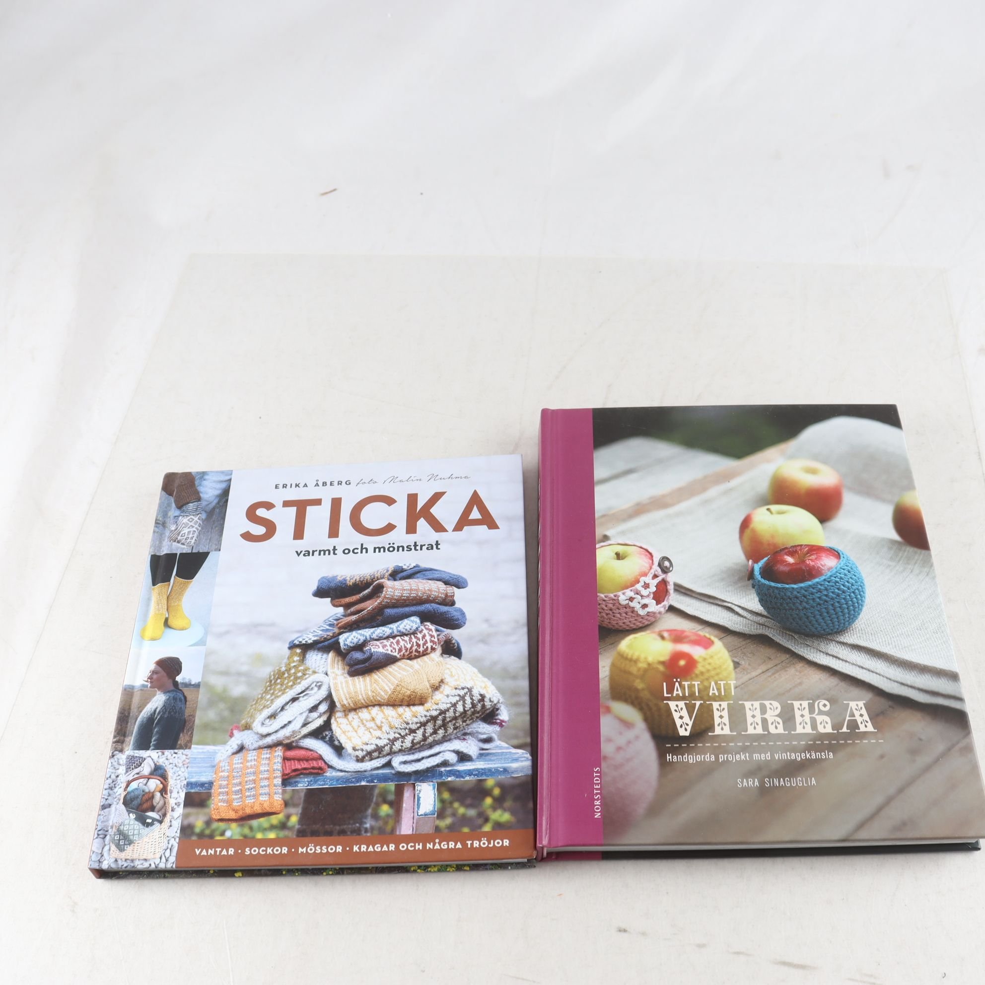 Bokpaket hantverk, Sticka varmt & mönstrat & Lätt attt virka