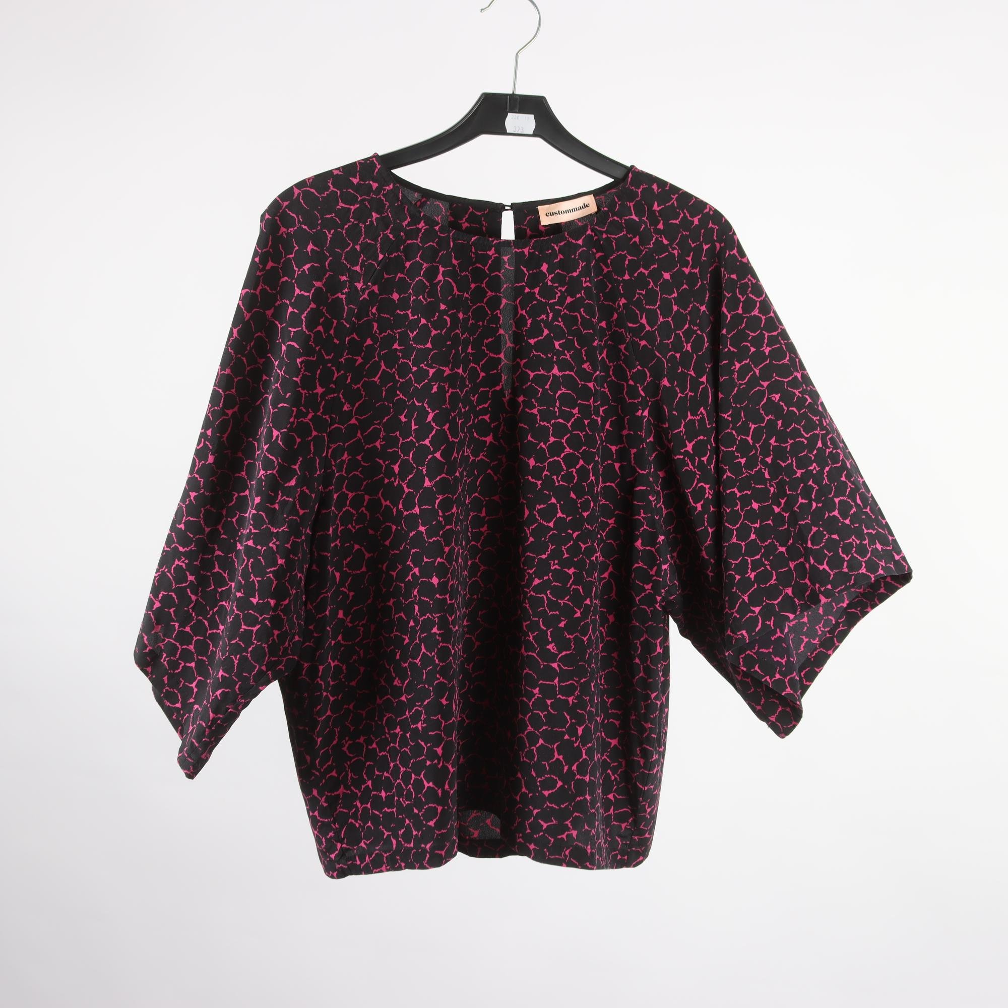 Blus, Custommade, svart, rosa, 93% silke, stl. 42.