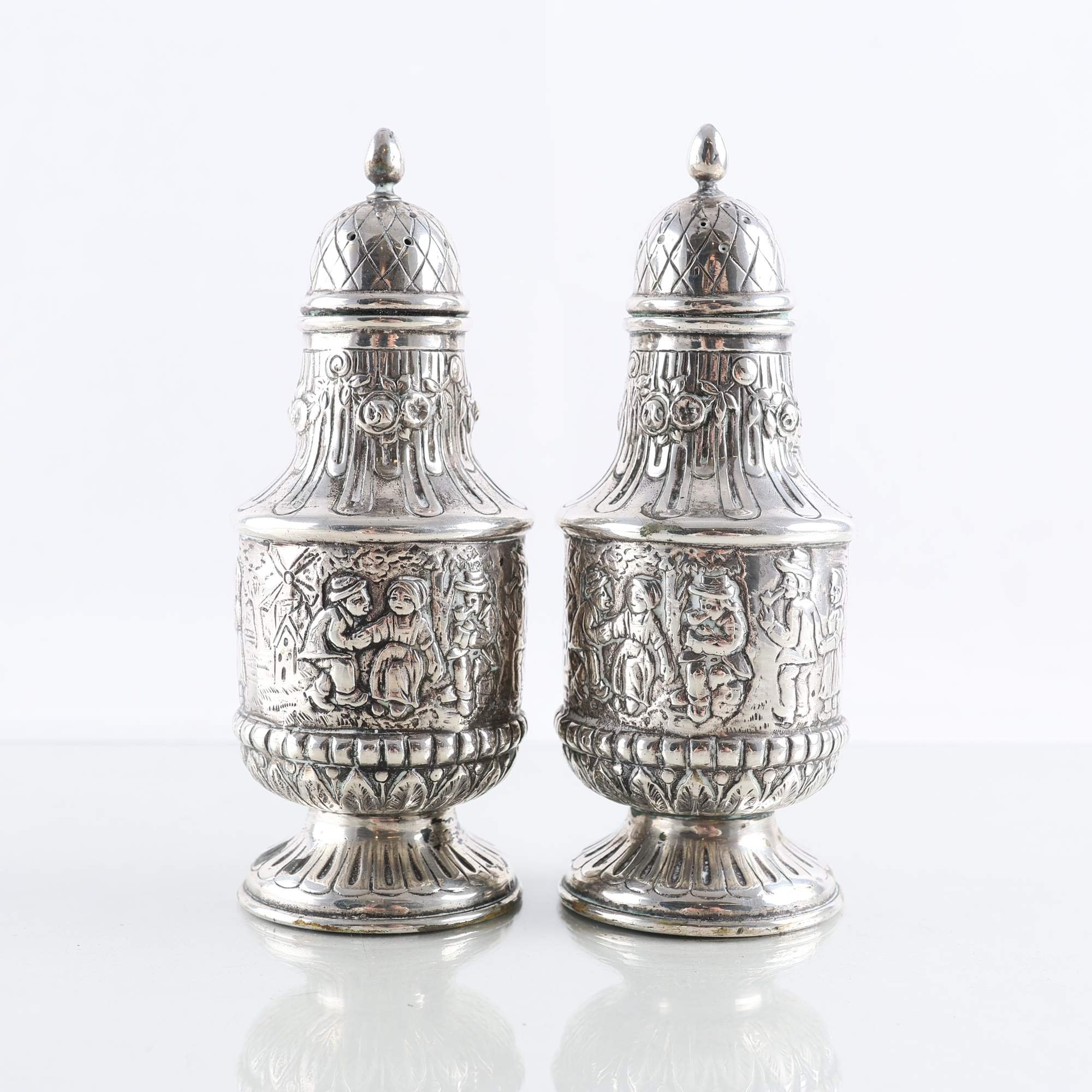 Ströare, ett par, silver, 800, Tyskland, efter 1888
