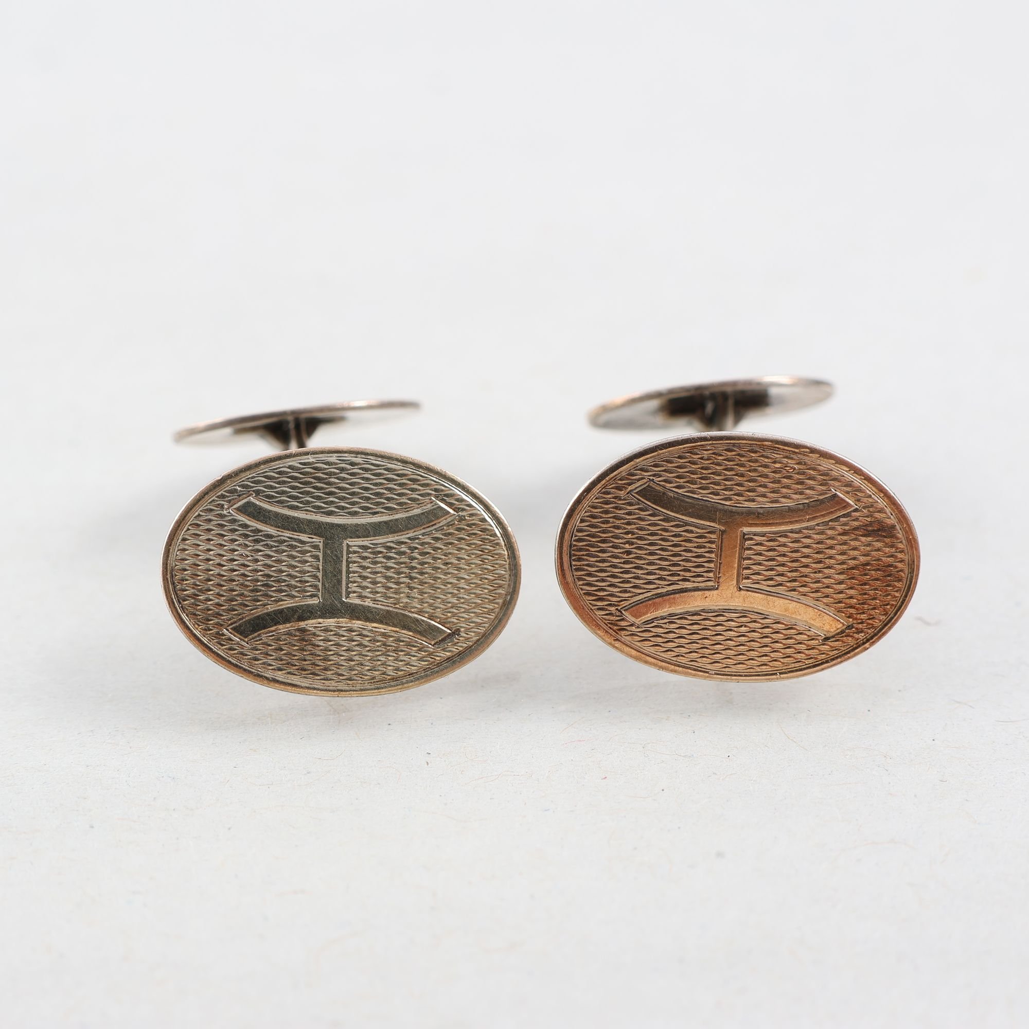 Silvermanschettknappar, vintage, stämplade GD & Co, kattfot, 1934.