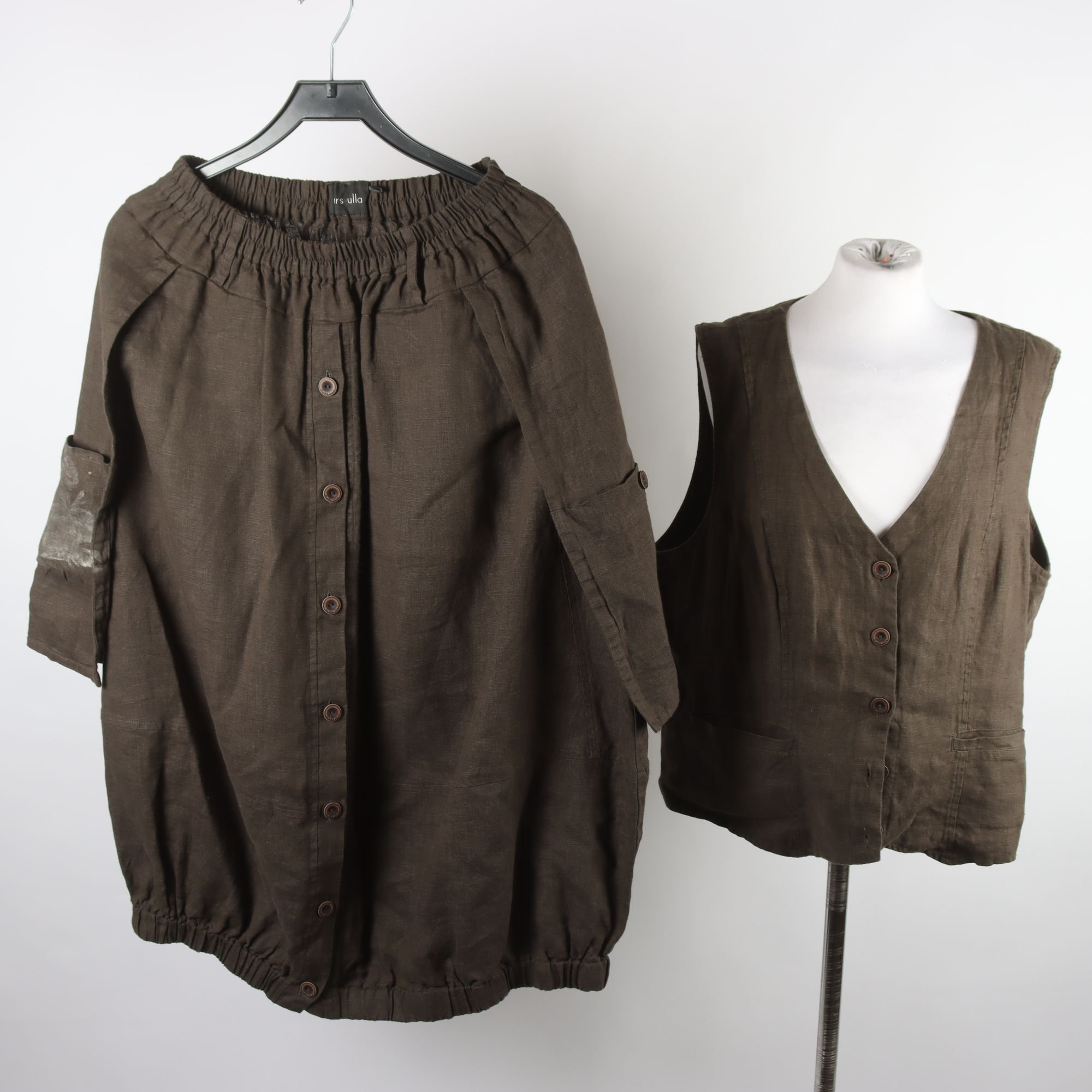 Kjol och väst, Olars Ulla, grön, 100% lin, stl. XL.