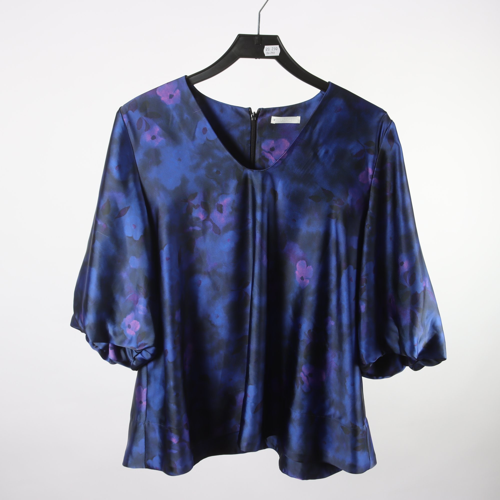 Blus, Arket, stl. 42