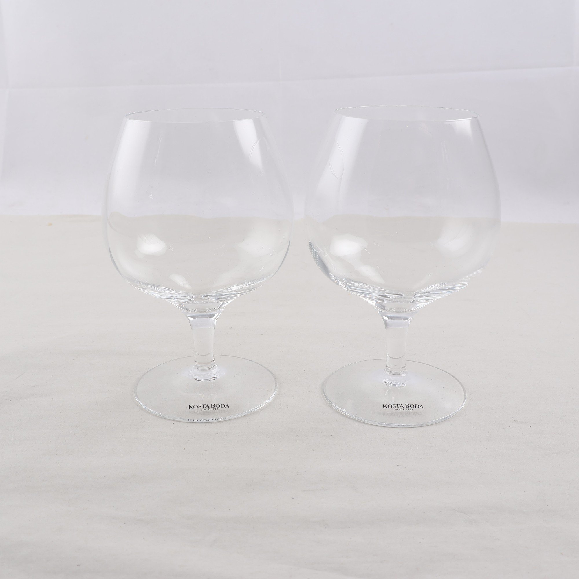 Cognacglas, Kosta boda, ’Chateau’ Bertil Vallien, 2 st. Samfraktas ej